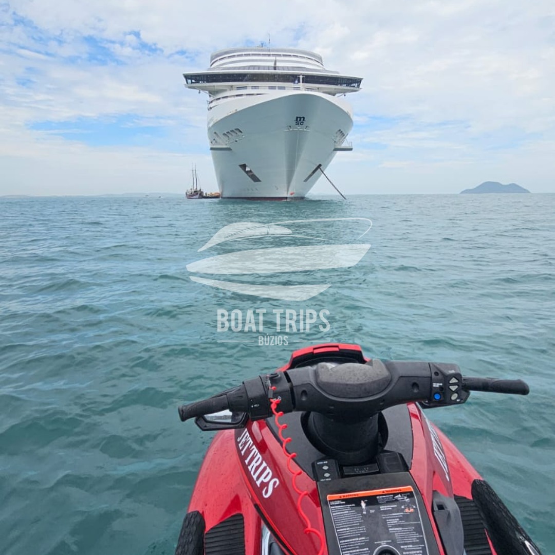 Jet ski Boat Trips em ação em Búzios